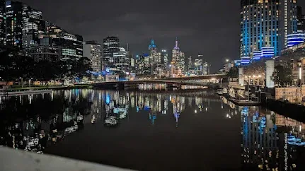 O Yarra à noite, Melbourne, Agosto de 2023